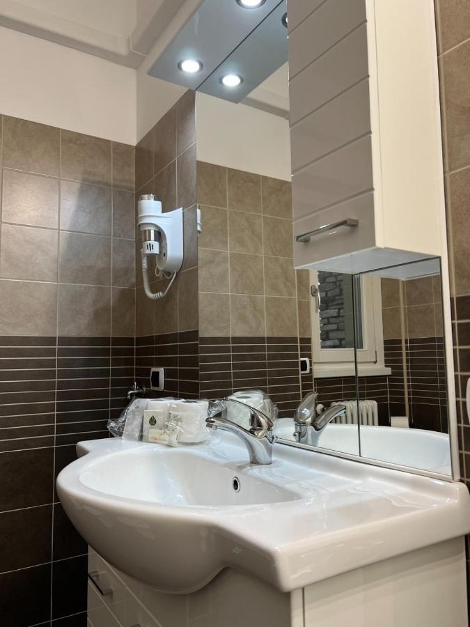 Alexandra'S Sunset Apartment Domaso Luaran gambar